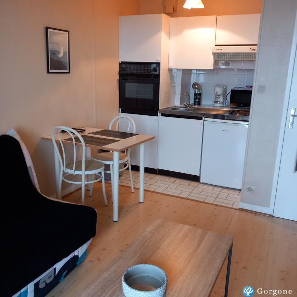 Photo n°5 de :Apt T2 situ sur la plage de Trestraou