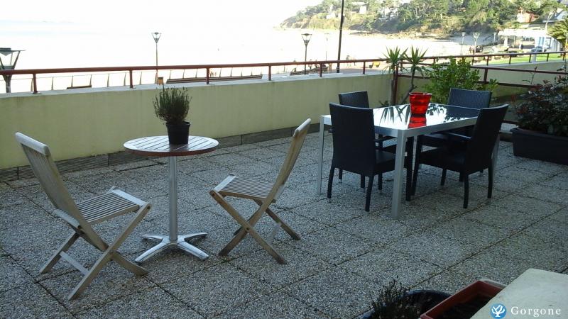Photo n°2 de :Vue Mer Plage et les iIles