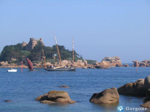 Photo n°1 de :Ploumanac'h - Plage Saint Guirec  100 mtres   