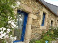 Perros-Guirec Gte myosotis entirement rnov dans longre du 17me  louer semaine / week-end. 2 autres gtes sont visibles sur notre site